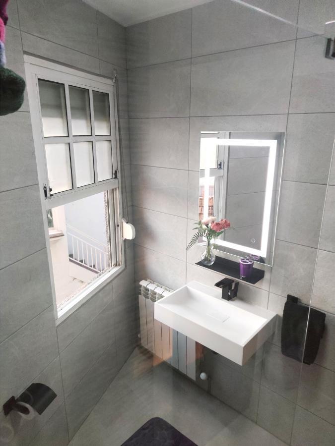 Alojate En Vigo! Casita Bien Equipada Exterior foto